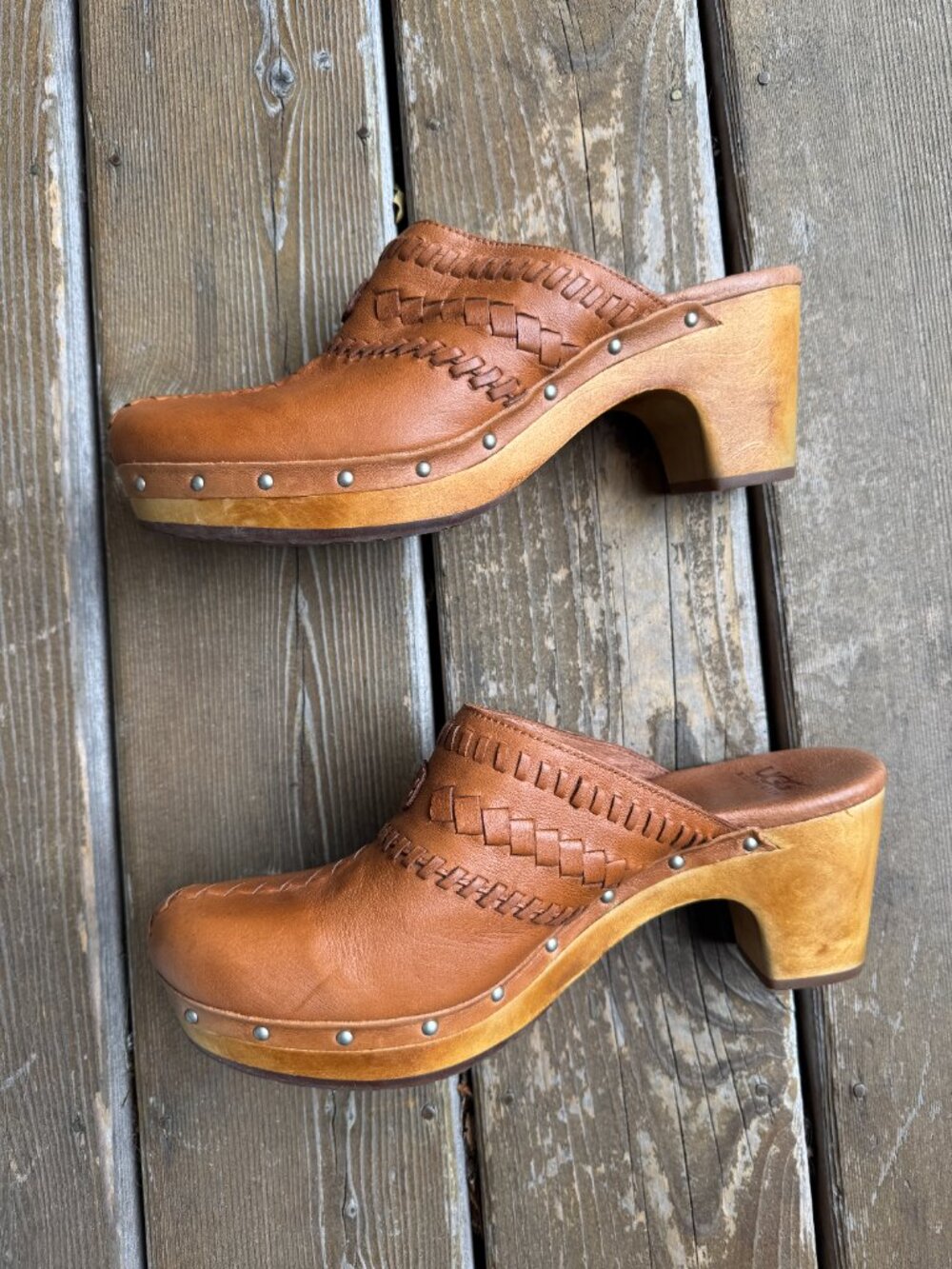 UGG Vivica Cognac Leather Sheepskin Lined Clog Wood Heel in Women's 9 / EU 40 - Picture 7 of 11